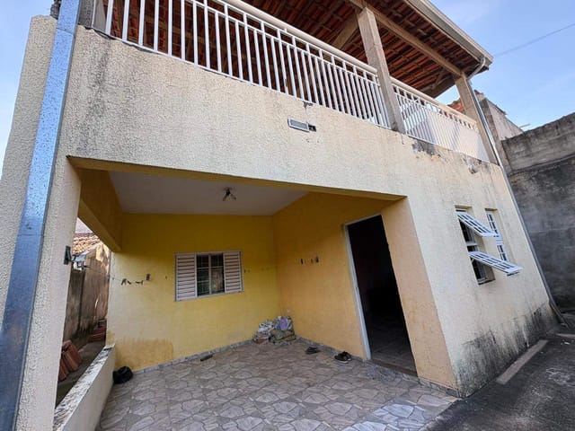 Sobrado com 200m² 3 quartos e 3 banheiros, à venda, no bairro Santa Clara em Campinas