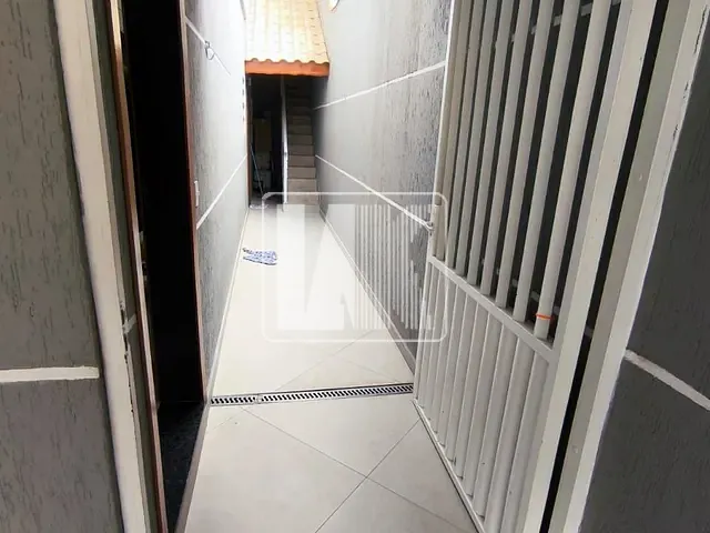 Sobrado com 200m² 3 quartos e 4 banheiros, à venda, no bairro Vila Sacadura Cabral em Santo André