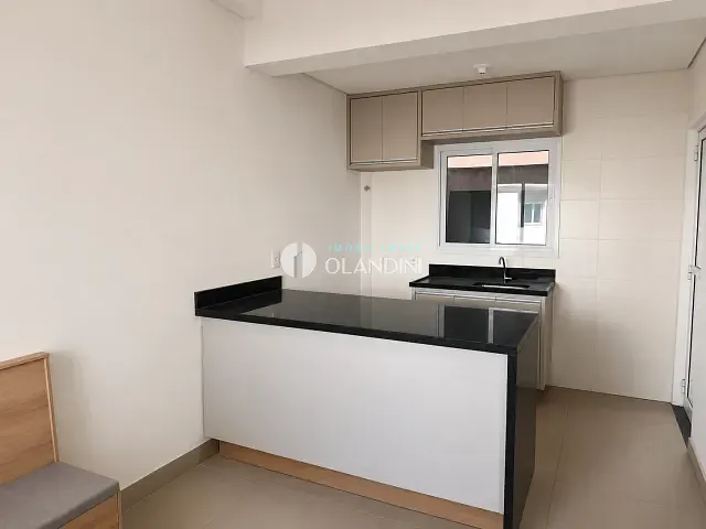 Sobrado com 40m² 2 quartos e 3 banheiros, à venda, no bairro Residencial dos Ipês em Artur Nogueira