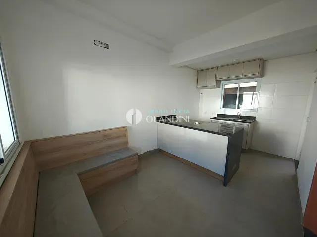 Sobrado com 40m² 2 quartos e 3 banheiros, à venda, no bairro Residencial dos Ipês em Artur Nogueira
