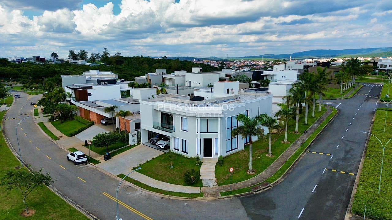 Sobrado, 3 quartos, 419 m² - Foto 2