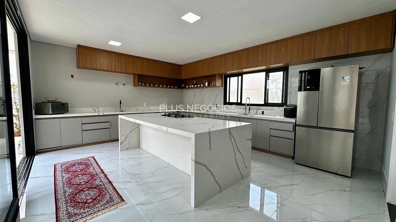 Sobrado, 3 quartos, 419 m² - Foto 13