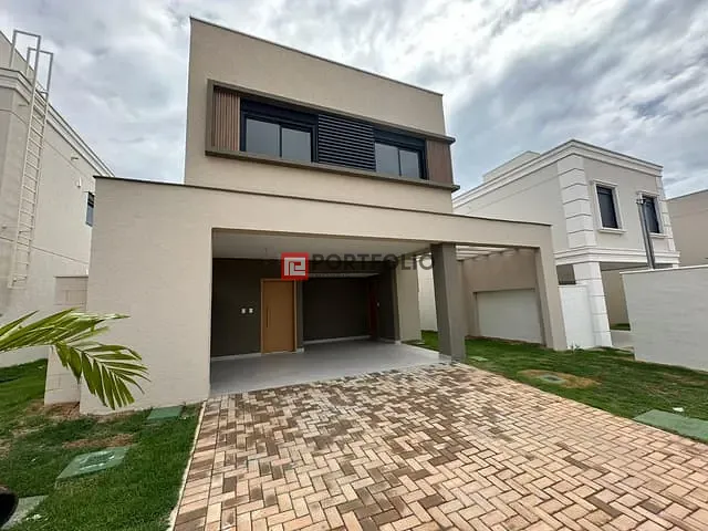 Sobrado 4 quartos e 4 banheiros, à venda, no bairro Residencial Jardins Lyon em Aparecida de Goiânia