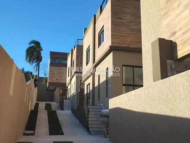 Casa com 112m² 3 quartos e 2 banheiros, à venda, no bairro Bairro Alto em Curitiba