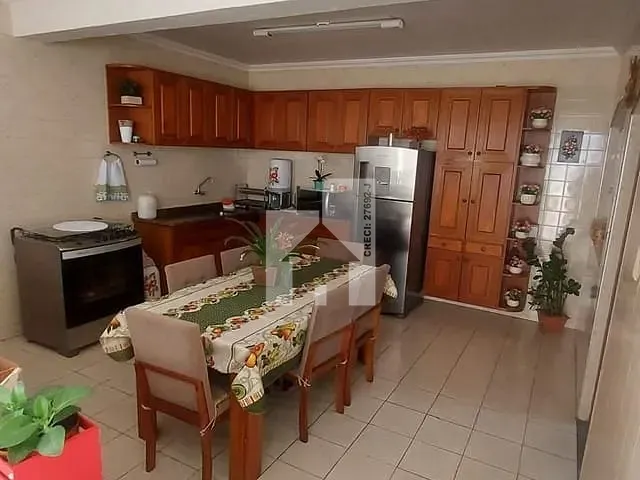 Sobrado com 250m² 2 quartos e 2 banheiros, à venda, no bairro Jardim Maria de Fátima em Várzea Paulista