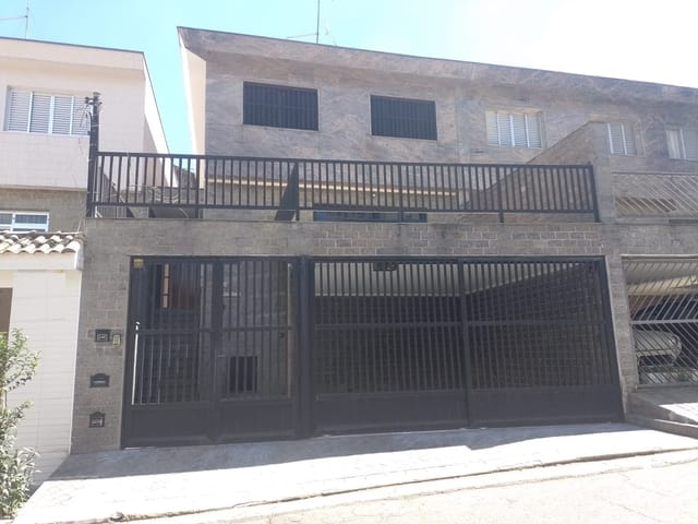 Sobrado 3 quartos e 2 banheiros, para alugar, no bairro Vila Santa Clara em São Paulo