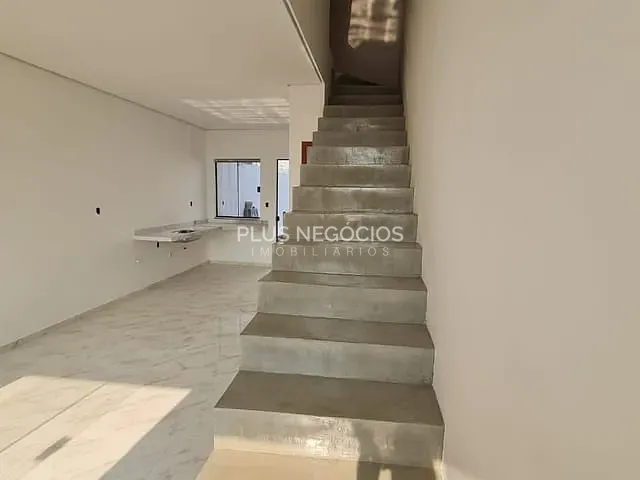 Sobrado com 144m² 2 quartos e 3 banheiros, à venda, no bairro Jardim Simus em Sorocaba