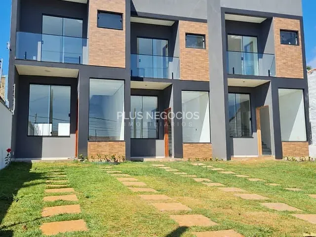 Sobrado com 144m² 2 quartos e 3 banheiros, à venda, no bairro Jardim Simus em Sorocaba