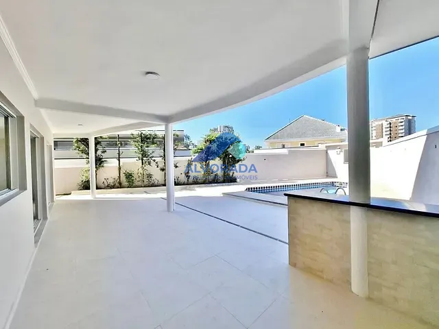 Sobrado com 444m² 4 quartos e 5 banheiros, à venda, no bairro Urbanova em São José dos Campos