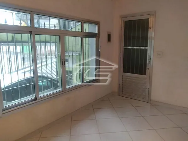 Sobrado com 152m² 4 quartos e 2 banheiros, à venda, no bairro Vila Nhocune em São Paulo
