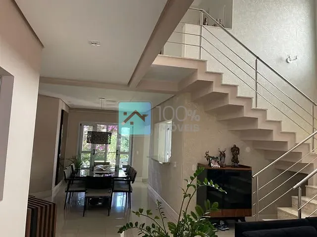 Sobrado com 450m² 3 quartos e 3 banheiros, à venda, no bairro Urbanova VI em São José dos Campos