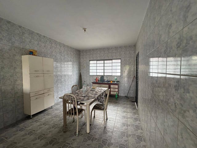 Sobrado com 200m² 3 quartos e 2 banheiros, à venda, no bairro Santa Clara em Campinas