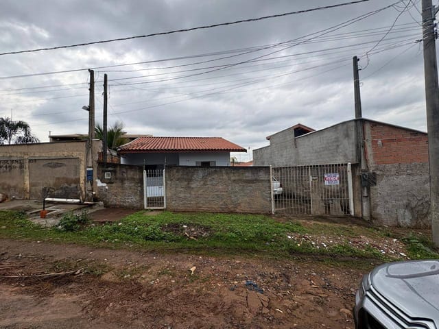 Sobrado com 200m² 3 quartos e 2 banheiros, à venda, no bairro Santa Clara em Campinas