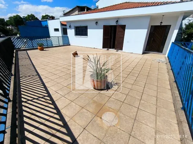 Sobrado com 304m² 4 quartos e 4 banheiros, à venda, no bairro Vila Palmares em Santo André
