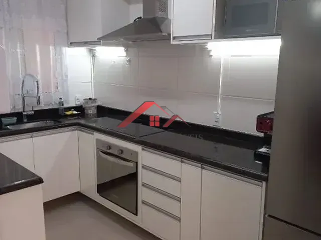 Sobrado com 100m² 3 quartos e 3 banheiros, à venda, no bairro Parque Oratório em Santo André