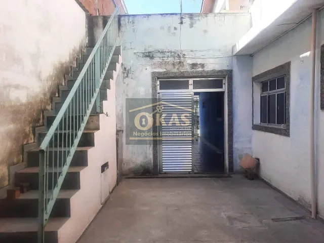 Sobrado com 180m² 2 quartos e 2 banheiros, à venda, no bairro Vila Urupês em Suzano