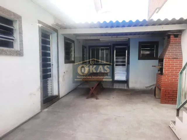 Sobrado com 180m² 2 quartos e 2 banheiros, à venda, no bairro Vila Urupês em Suzano