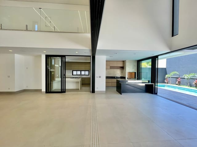 Sobrado com 449m² 4 quartos e 6 banheiros, à venda, no bairro Parque dos Novos Estados em Campo Grande