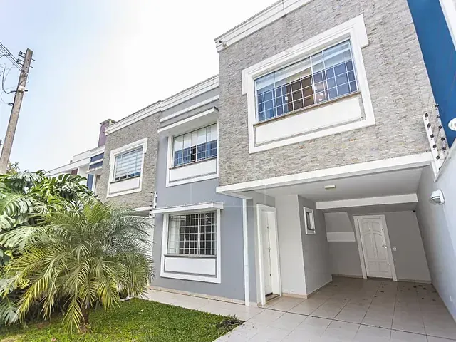 Sobrado com 135m² 3 quartos e 3 banheiros, à venda, no bairro Mercês em Curitiba