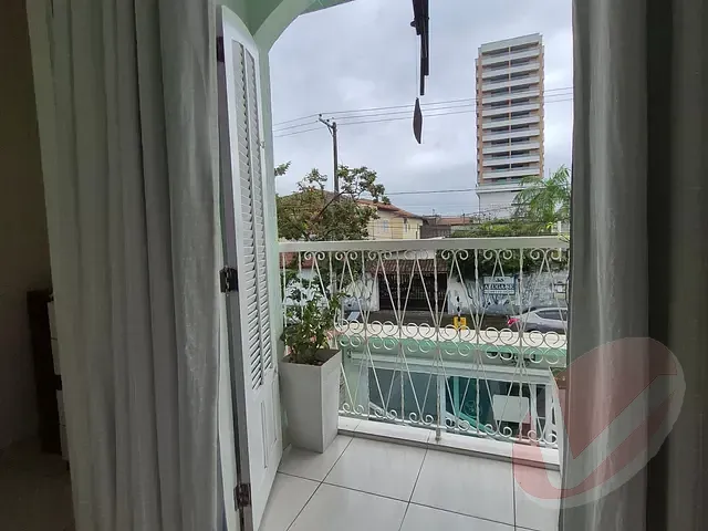 Sobrado 3 quartos e 2 banheiros, à venda, no bairro Boqueirão em Praia Grande