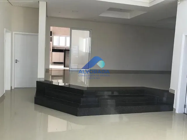 Sobrado 4 quartos e 5 banheiros, à venda ou para alugar, no bairro Condomínio Residencial Jaguary em São José dos Campos