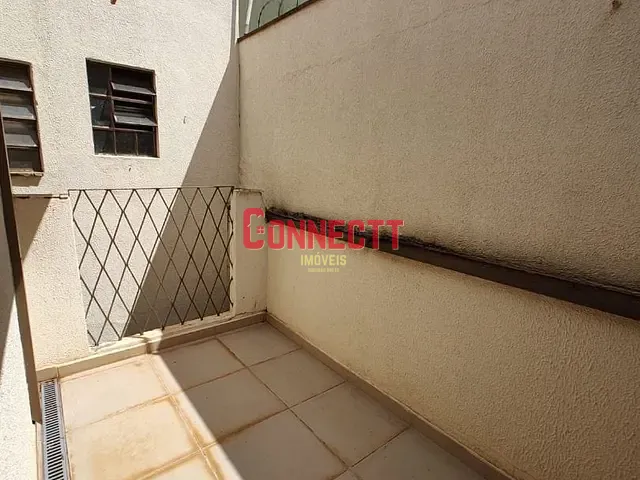 Sobrado com 68m², à venda, no bairro Vila Seixas em Ribeirão Preto
