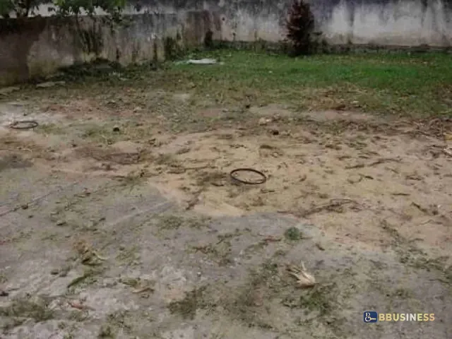 Sobrado com 1460m², à venda, no bairro Parque Turf Club em Campos dos Goytacazes