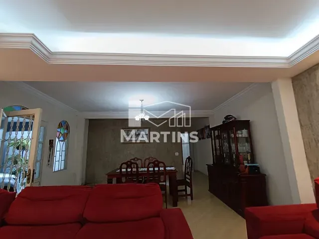 Sobrado com 160m² 4 quartos e 2 banheiros, à venda, no bairro Jardim Maria Virginia em São Paulo
