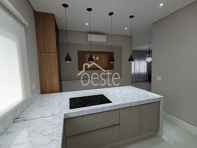 Sobrado 3 quartos e 1 banheiro, para alugar, no bairro Jardim Firenze em Santa Bárbara D'Oeste
