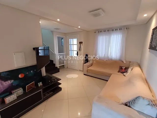 Sobrado com 110m² 3 quartos e 3 banheiros, à venda, no bairro Vila Haro em Sorocaba