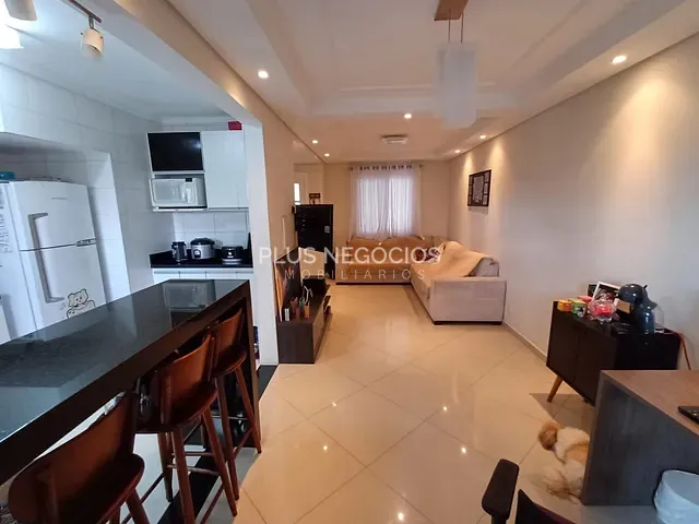 Sobrado com 110m² 3 quartos e 3 banheiros, à venda, no bairro Vila Haro em Sorocaba