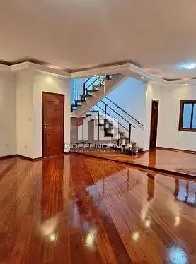 Sobrado, 3 quartos, 253 m² - Foto 1