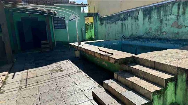 Sobrado 5 quartos e 4 banheiros, à venda, no bairro Parque Leopoldina em Campos dos Goytacazes