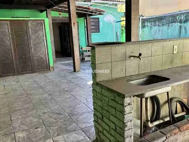 Sobrado 5 quartos e 4 banheiros, à venda, no bairro Parque Leopoldina em Campos dos Goytacazes