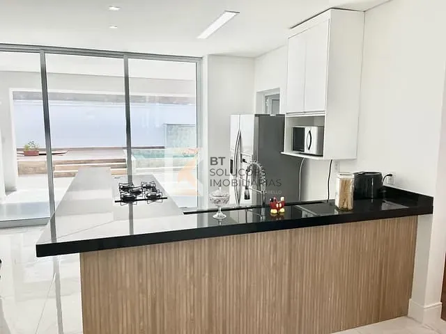 Sobrado com 300m² 3 quartos e 2 banheiros, à venda, no bairro Jardins Di Roma em Indaiatuba