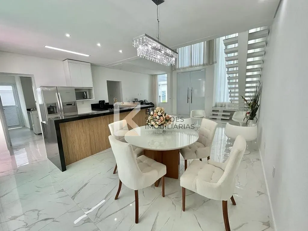 Sobrado, 3 quartos, 242 m² - Foto 12