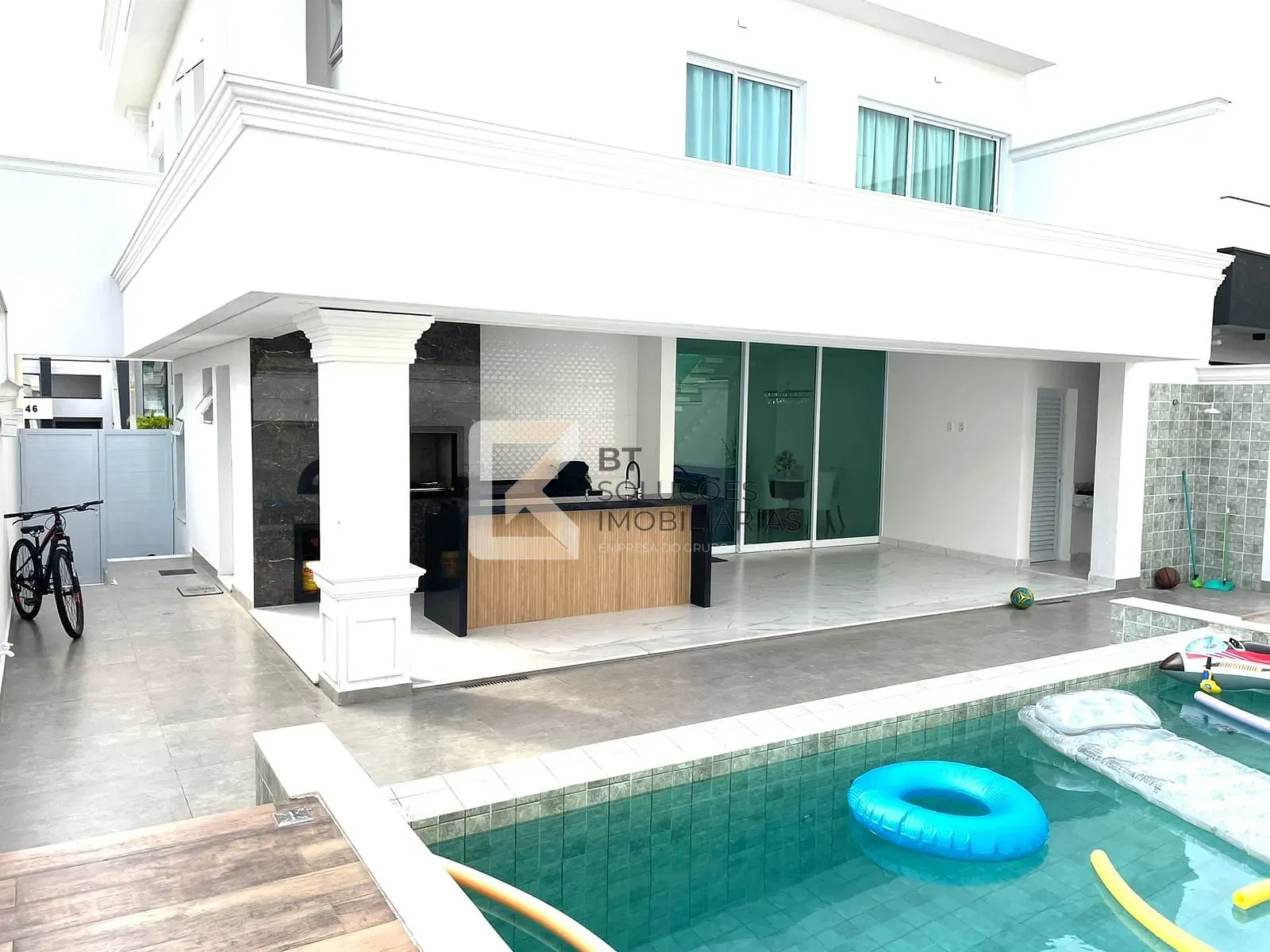 Sobrado, 3 quartos, 242 m² - Foto 14