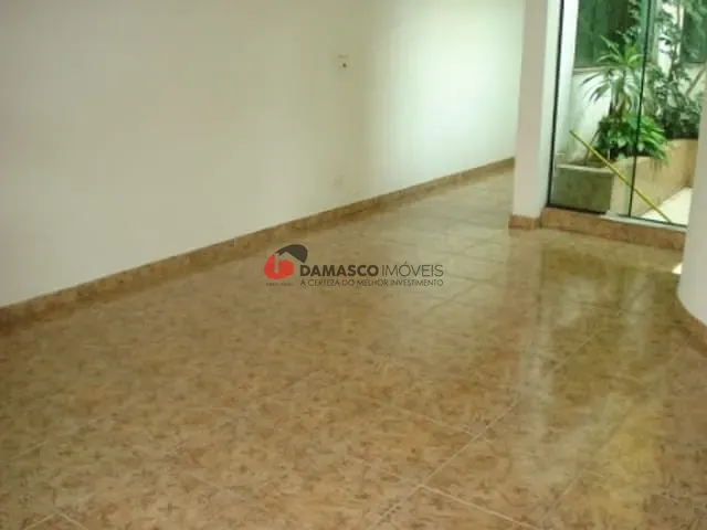 Sobrado com 380m² 3 quartos e 1 banheiro, à venda, no bairro Barcelona em São Caetano do Sul