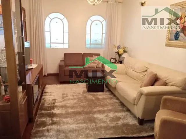 Sobrado com 186m² 3 quartos e 2 banheiros, à venda, no bairro Taboão em São Bernardo do Campo
