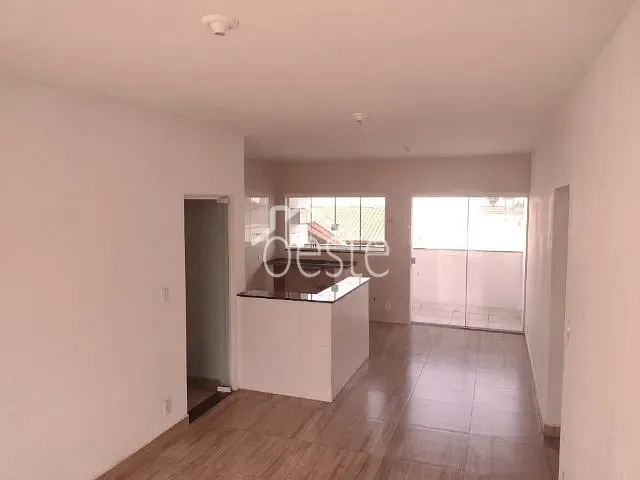 Casa com 360m² 6 quartos e 2 banheiros, à venda, no bairro Jardim Boa Vista em Santa Bárbara D'Oeste