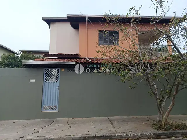 Sobrado com 403m² 4 quartos e 2 banheiros, para alugar, no bairro Jardim Arrivabene em Artur Nogueira