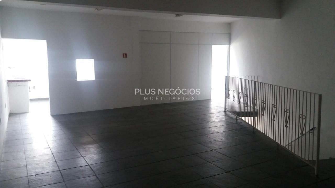 Sobrado, 1 quarto, 210 m² - Foto 4