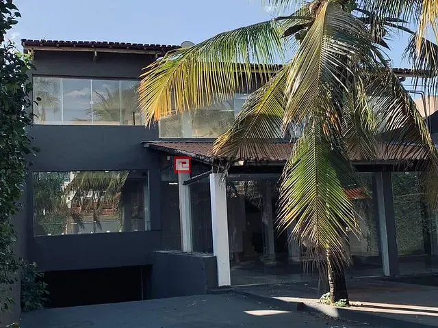 Sobrado com 452m² 4 quartos e 4 banheiros, à venda, no bairro Jardim América em Goiânia