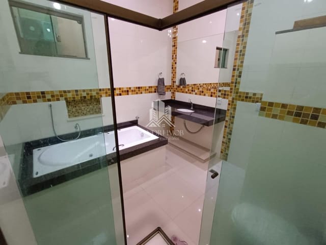 Sobrado 3 quartos e 2 banheiros, à venda, no bairro Centro em Jataizinho