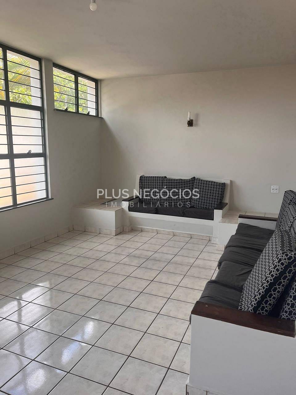 Sobrado para alugar com 1 quarto, 250m² - Foto 3