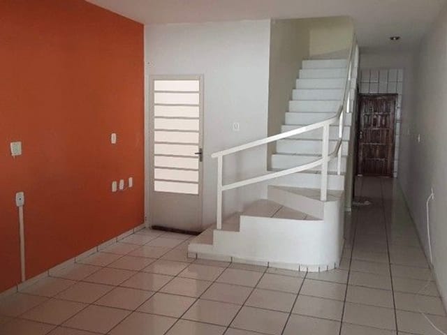 Foto do Sobrado - Sobrado no  Condomínio Residencial Vanessa com 2 dormitórios à venda, 110 m² por R$ 255.000 - Jardim Luiza - Jacareí/SP | RUSSI IMÓVEIS