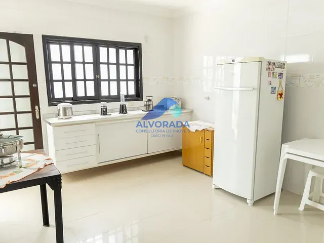 Sobrado com 147m² 3 quartos e 2 banheiros, à venda, no bairro Vila Formosa em Jacareí