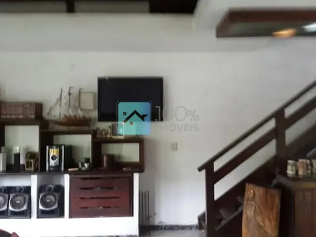 Sobrado com 507m² 5 quartos e 5 banheiros, à venda, no bairro Balneario Praia do Pernambuco em Guarujá