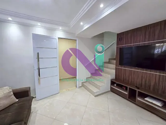 Sobrado com 125m² 3 quartos e 3 banheiros, à venda, no bairro Cidade das Flores em Osasco