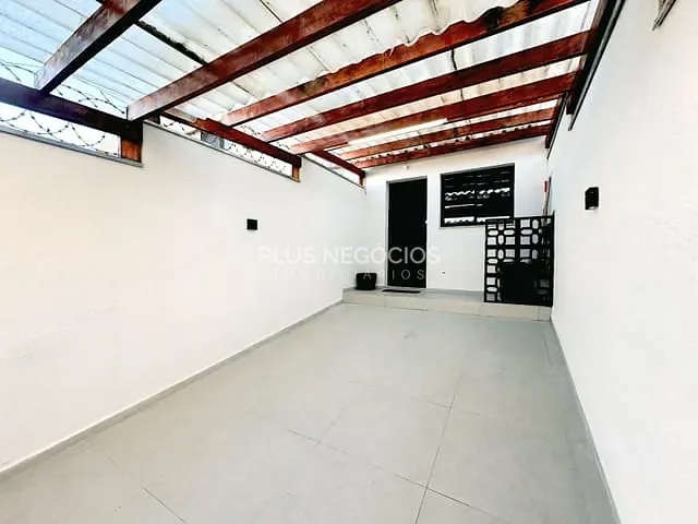 Sobrado 2 quartos e 1 banheiro, à venda, no bairro Jardim Ferreira em Sorocaba